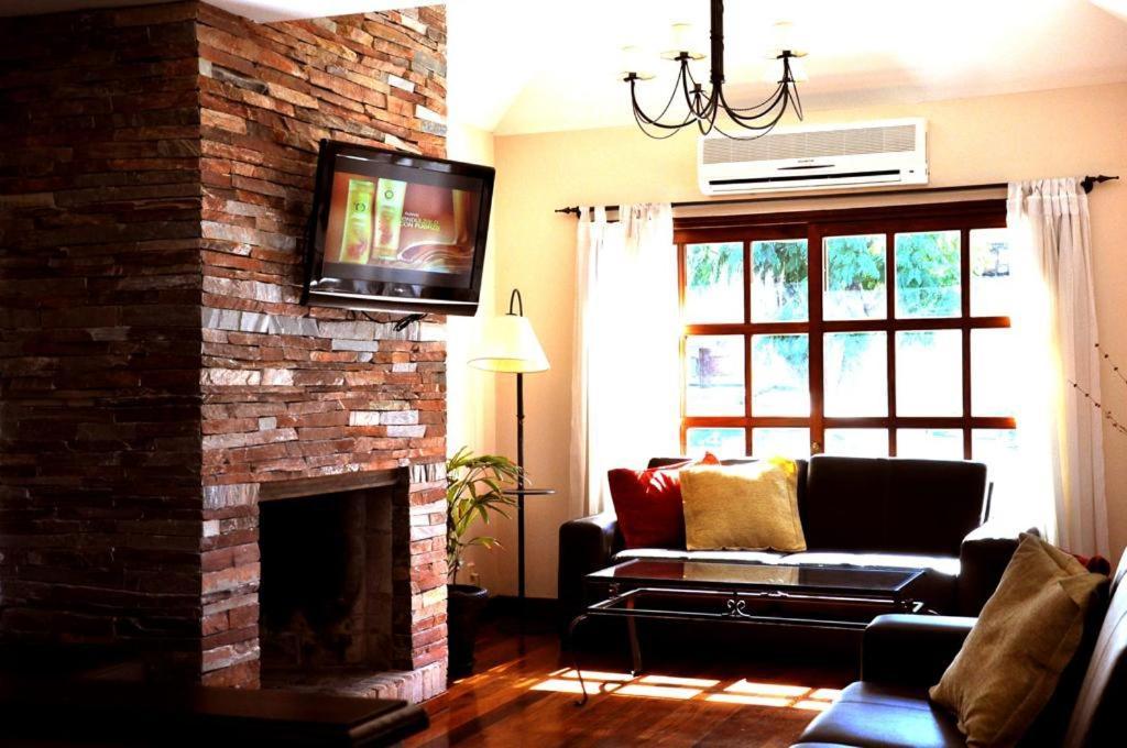 Ayres House Bed and Breakfast Colonia del Sacramento Buitenkant foto