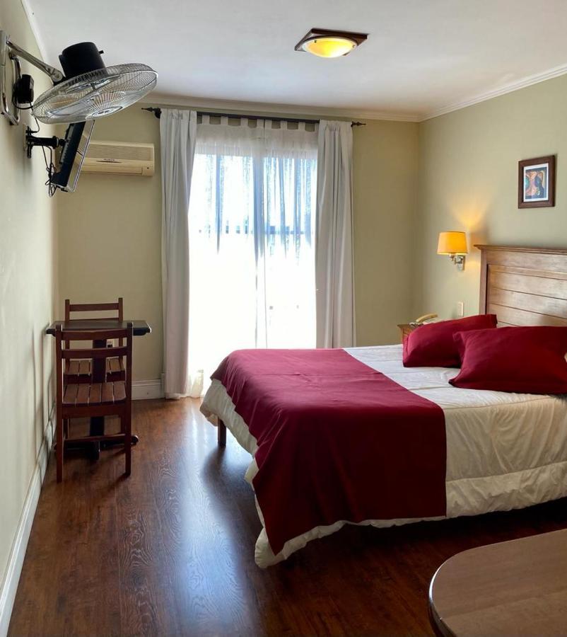 Ayres House Bed and Breakfast Colonia del Sacramento Buitenkant foto